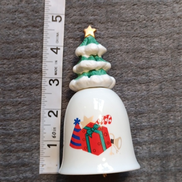 1989 Christmas Dinner Bell, Vintage 80s Holiday Retro Winter Home Decor - Picture 7 of 7